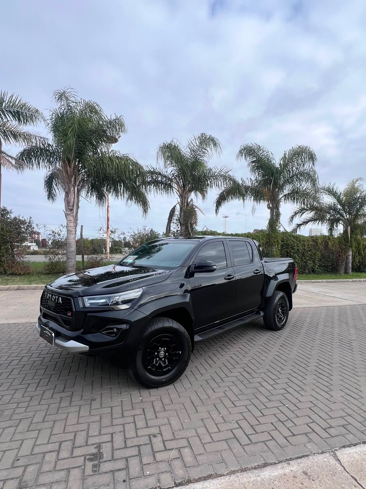 Toyota Hilux 1/9