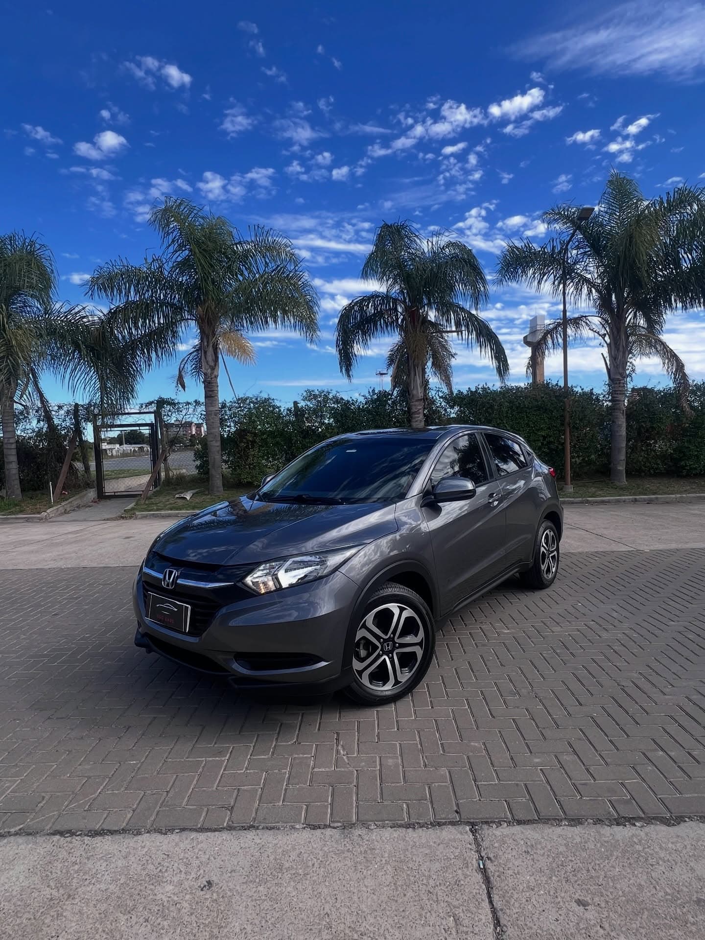 Honda HRV LX 1/10